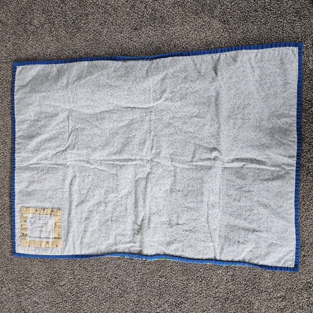 Colorful Aquatic Theme Throw Blanket - Picture 2 of 2